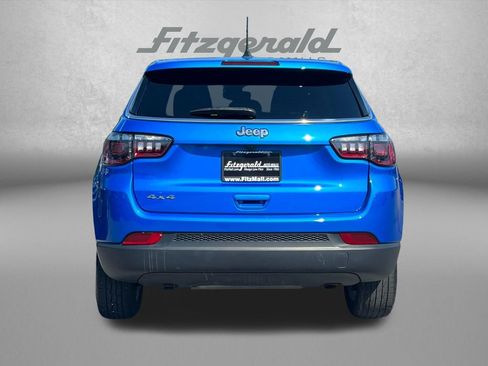Used 2023 Jeep Compass Sport AWD/4WD image 7
