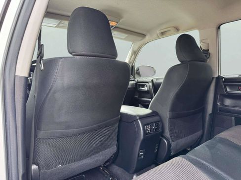 Used 2019 Toyota 4Runner TRD Off-Road AWD/4WD image 41