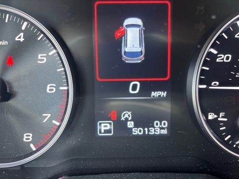 Used 2024 Subaru Outback Premium AWD/4WD image 11
