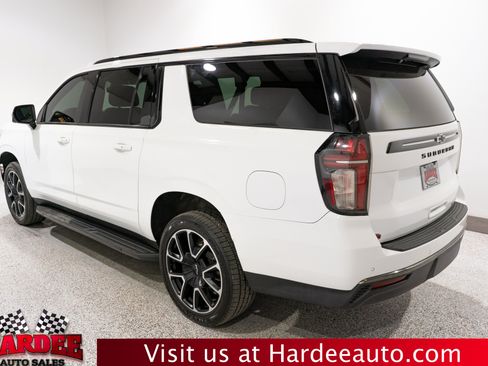 Used 2022 Chevrolet Suburban RST w/ Luxury Package RWD image 3
