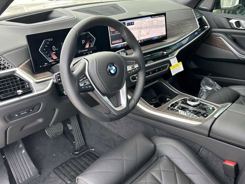New 2026 BMW X5 xDrive40i w/ Executive Package image 11