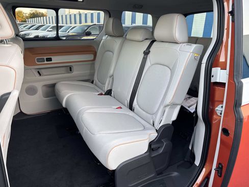 New 2025 Volkswagen ID. Buzz Pro S Plus image 13