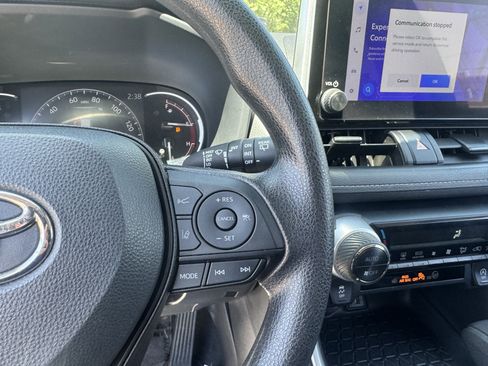 Certified 2023 Toyota RAV4 XLE AWD/4WD image 23