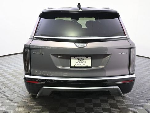 New 2026 Cadillac Vistiq Premium Luxury w/ LPO, Floor Liner Package AWD/4WD image 5