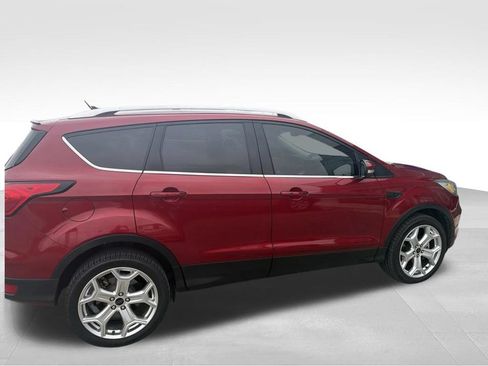 Used 2019 Ford Escape Titanium AWD/4WD image 21