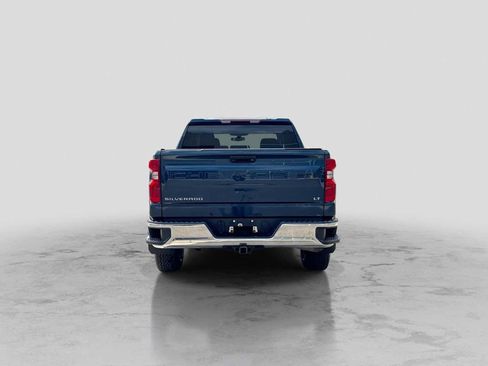 Used 2020 Chevrolet Silverado 1500 LT w/ LT Value Package AWD/4WD image 5