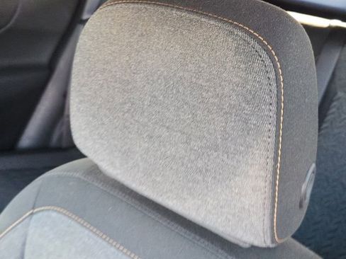 Used 2024 Chevrolet Equinox LT image 23