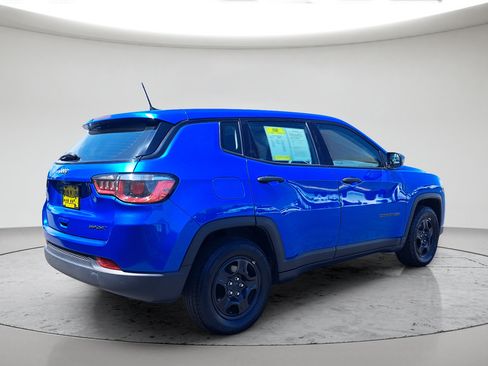 Used 2020 Jeep Compass Sport FWD image 3