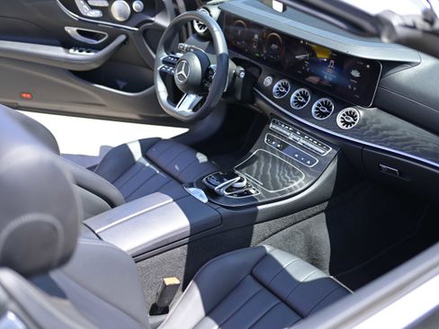 Used 2023 Mercedes-Benz E 450 Cabriolet image 12