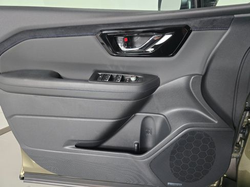 New 2026 Subaru Forester Limited image 32