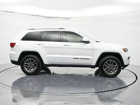 Used 2020 Jeep Grand Cherokee Laredo w/ Laredo X Package image 4