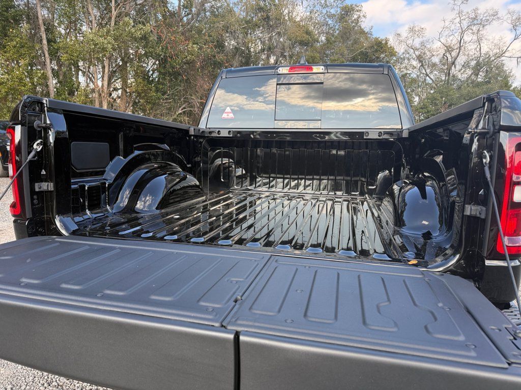 New 2025 RAM 1500 Big Horn AWD/4WD image 30