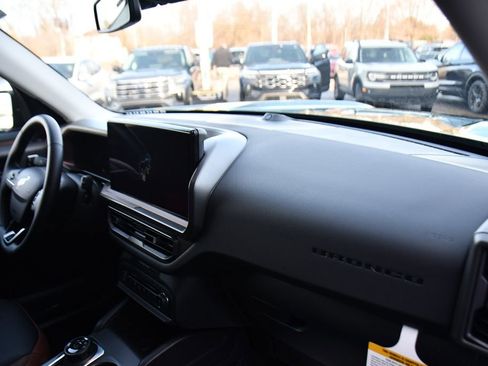 Used 2025 Ford Bronco Sport Outer Banks w/ Outer Banks Tech Package+ image 15