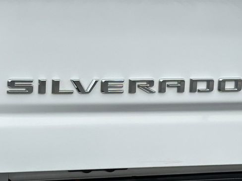 Used 2024 Chevrolet Silverado 3500 High Country w/ High Country Premium Package image 26