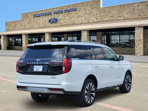 New 2026 Ford Expedition Platinum w/ Driver's Package AWD/4WD image 5