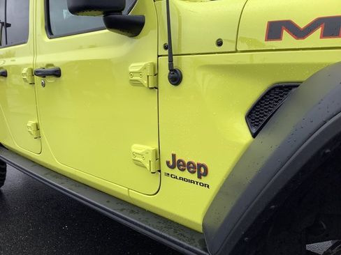 Used 2023 Jeep Gladiator Mojave w/ Trailer Tow Package image 42