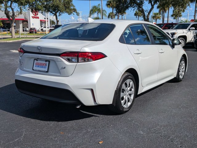 New 2027 Toyota Corolla LE FWD image 3