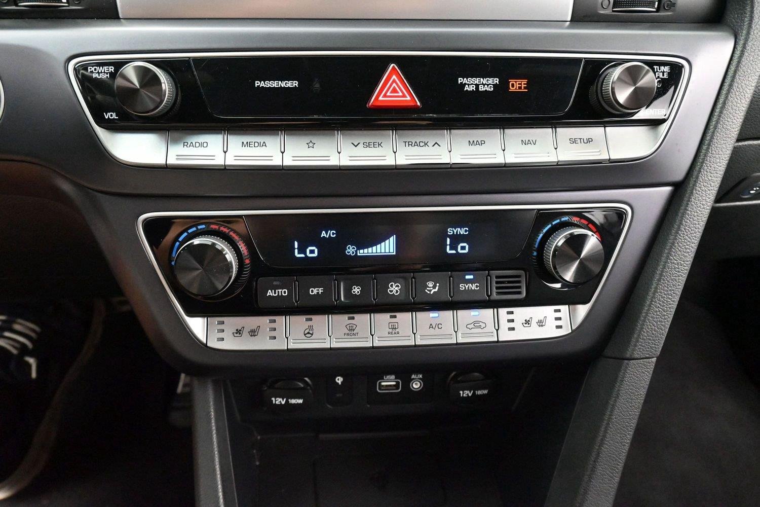 Used 2019 Hyundai Sonata Limited FWD image 24