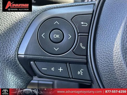Used 2022 Toyota Corolla LE w/ Carpet Mat Package (TMS) FWD image 23