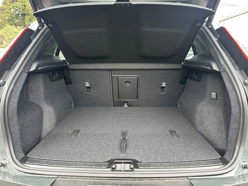 New 2026 Volvo XC40 B5 Ultra w/ Protection Package Premier AWD/4WD image 14