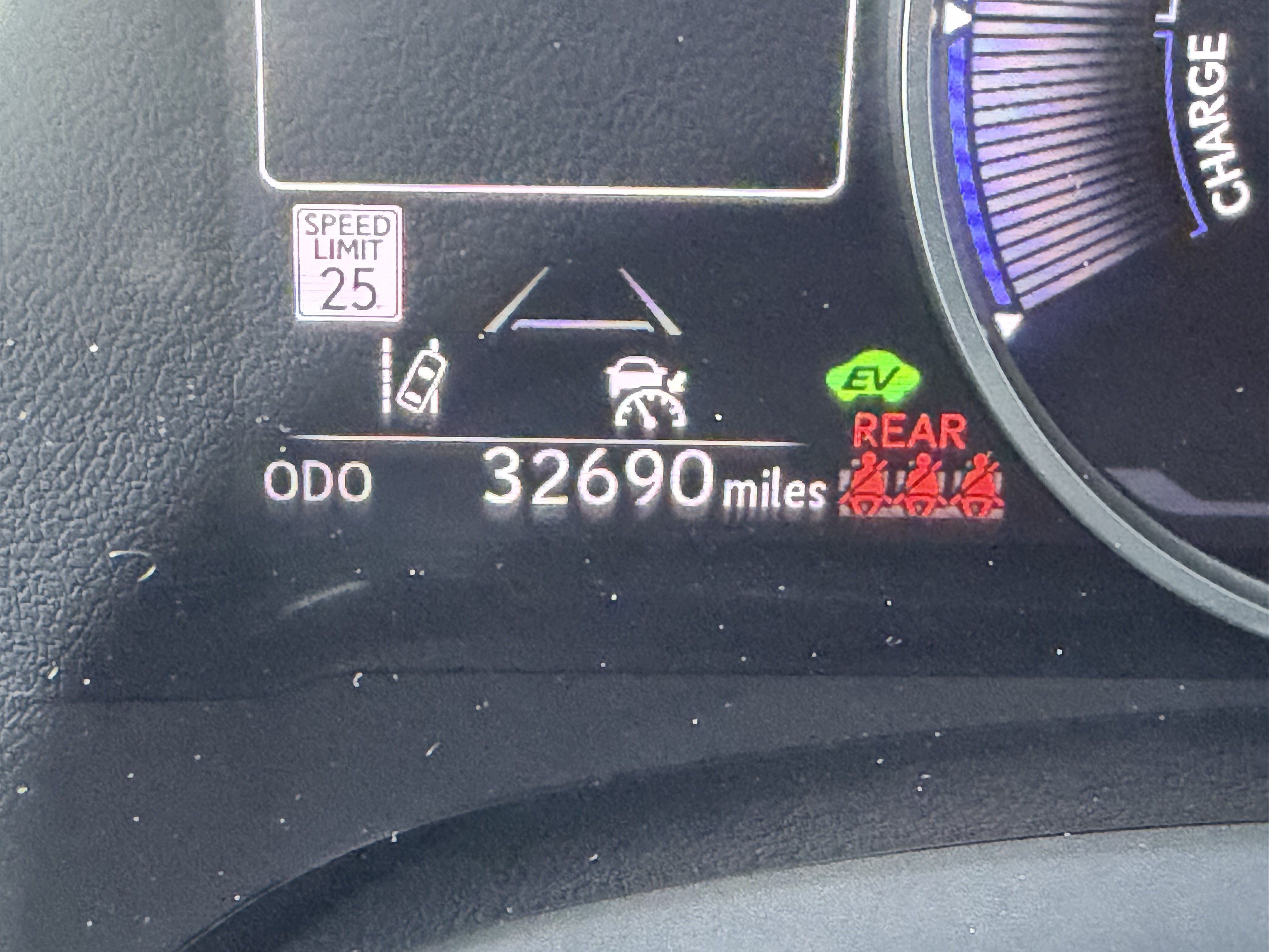 Used 2023 Lexus RX 350h w/ Accessory Package (2T) AWD/4WD image 20
