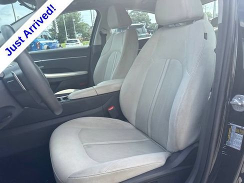 Used 2025 Hyundai Sonata SEL FWD image 9