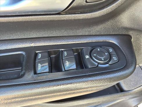 Used 2020 GMC Terrain SLE w/ Driver Convenience Package FWD image 11