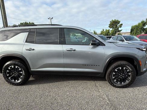 New 2026 Chevrolet Traverse Z71 w/ Enhanced Driving Package AWD/4WD image 7