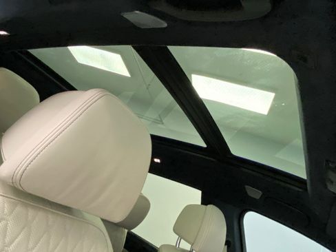 Used 2021 BMW ALPINA XB7 image 24