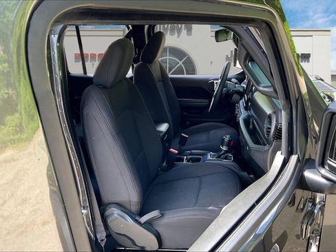 Used 2023 Jeep Wrangler Unlimited Sport AWD/4WD image 7