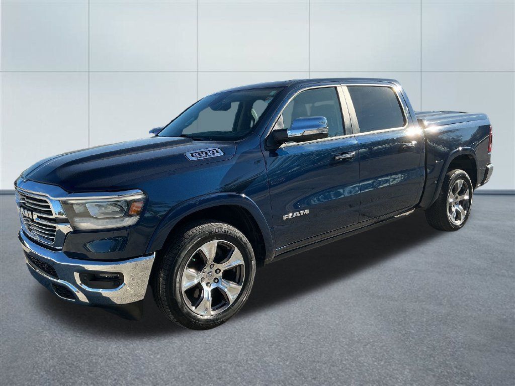 Used 2019 RAM 1500 Laramie AWD/4WD image 2