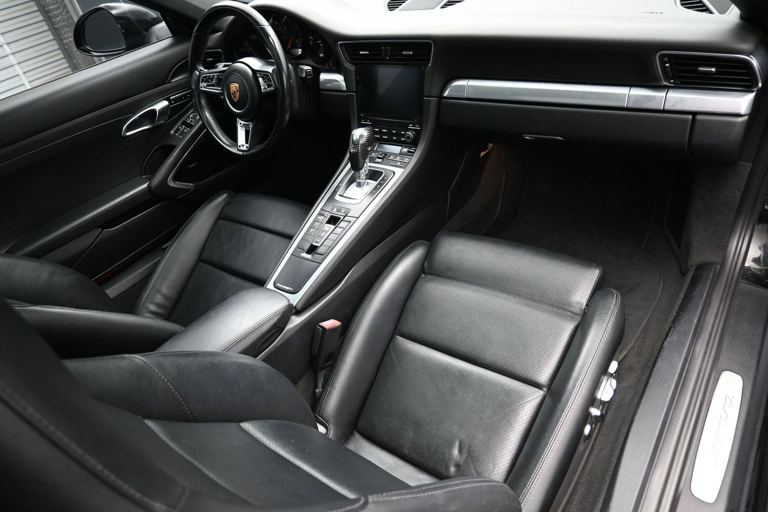 Used 2018 Porsche 911 Carrera T RWD image 33