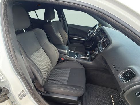 Used 2022 Dodge Charger GT RWD image 10