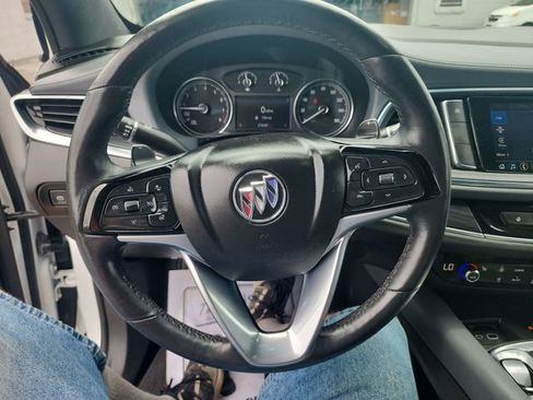 Used 2023 Buick Enclave Essence FWD image 14