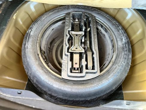 Used 2016 Nissan Maxima Platinum FWD image 23