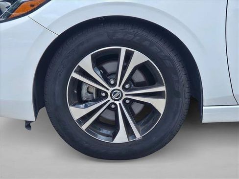 Used 2023 Nissan Sentra SV FWD image 14