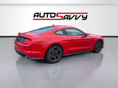 Used 2021 Ford Mustang Premium image 7