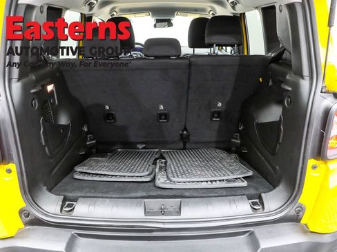 Used 2023 Jeep Renegade Latitude image 9