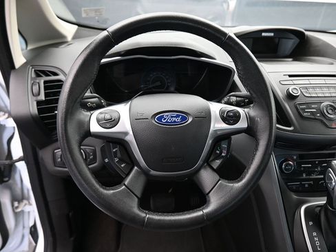 Used 2017 Ford C-MAX SE image 13