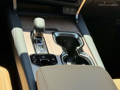 New 2026 Lexus RX 350h AWD/4WD image 15