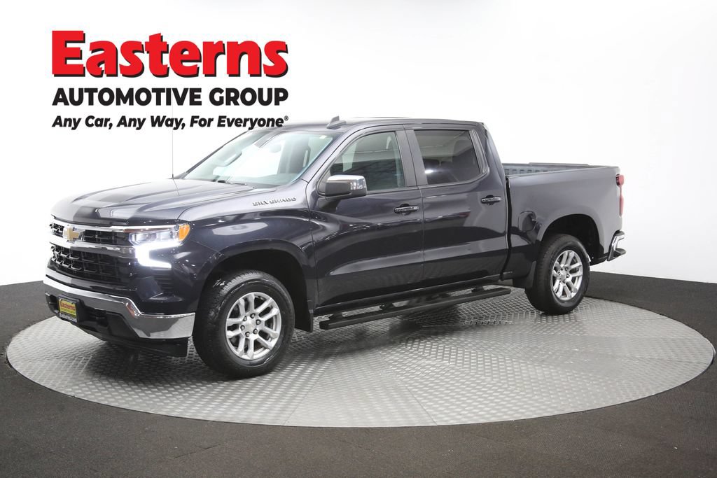 Used 2022 Chevrolet Silverado 1500 LT AWD/4WD image 57