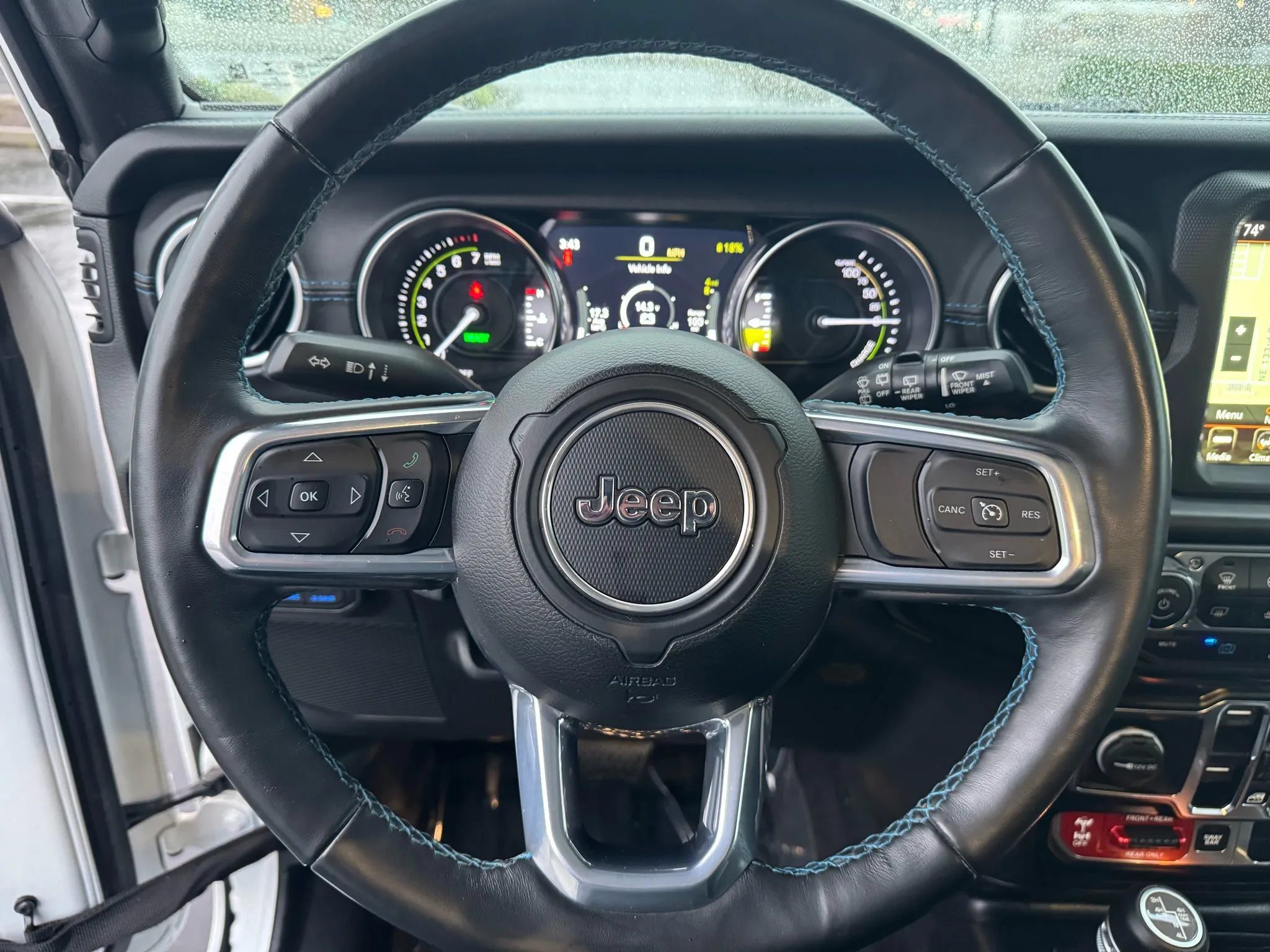 Used 2021 Jeep Wrangler Unlimited Rubicon 4xe w/ Cold Weather Group AWD/4WD image 27