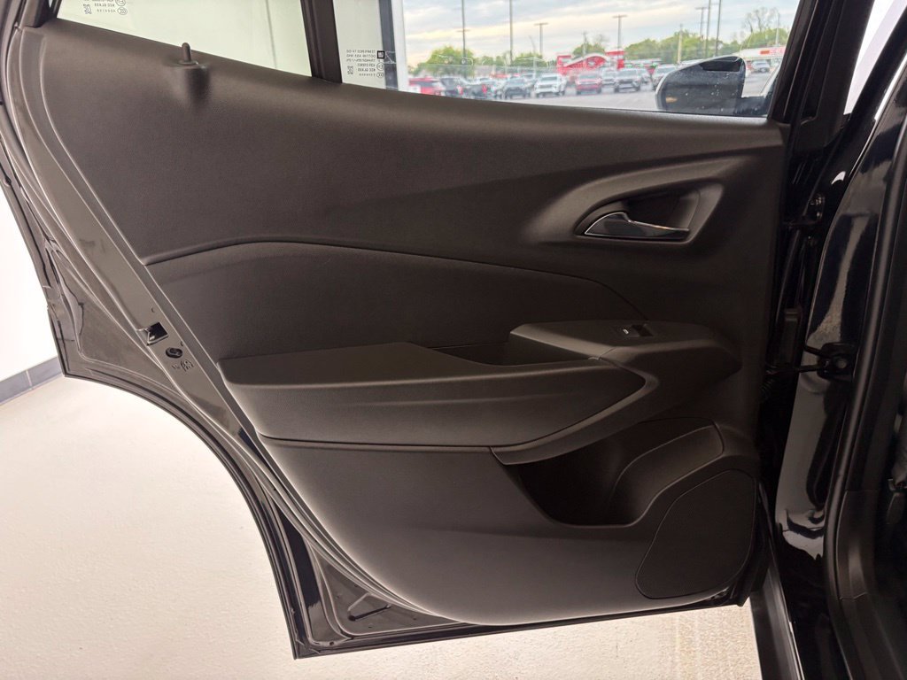 New 2026 Chevrolet Trax ACTIV w/ Driver Confidence Package FWD image 30