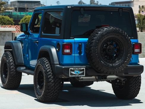Used 2023 Jeep Wrangler Sport S image 11