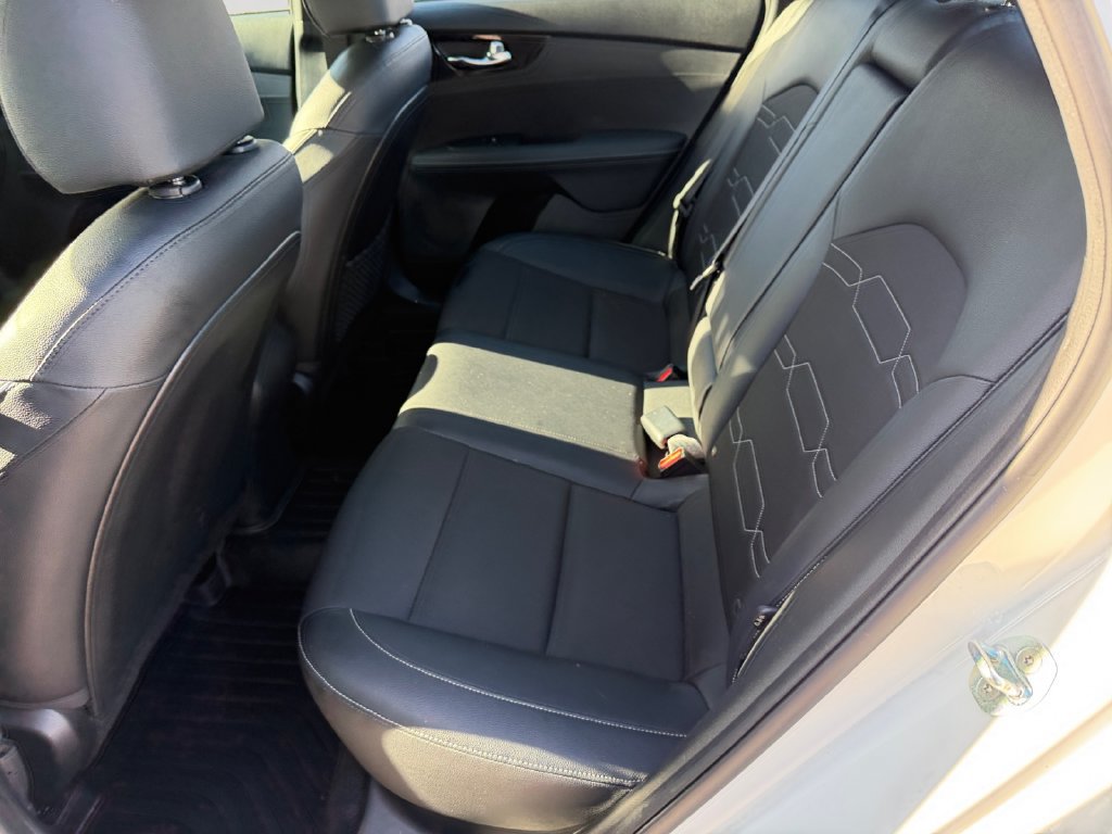 Used 2023 Kia Forte GT-Line w/ GT-Line Premium Package FWD image 15