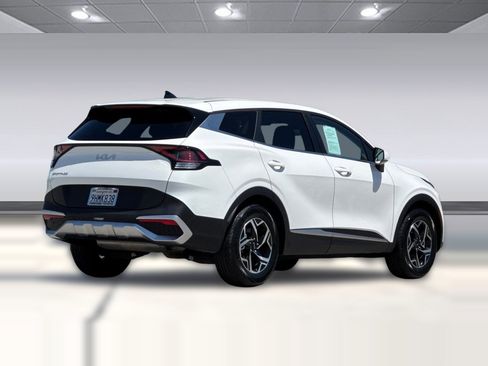 Used 2023 Kia Sportage LX FWD image 8