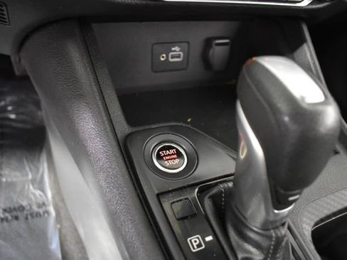 Certified 2023 Nissan Sentra S FWD image 17