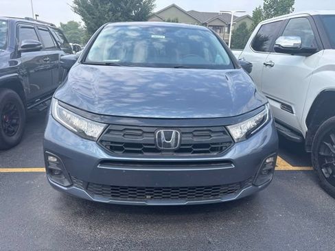 Used 2025 Honda Odyssey EX-L image 2