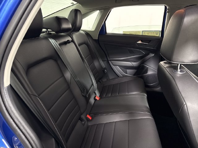 Used 2022 Volkswagen Jetta SE FWD image 15