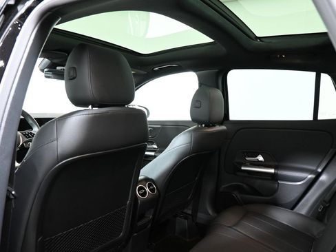 Certified 2026 Mercedes-Benz GLA 250 4MATIC image 32